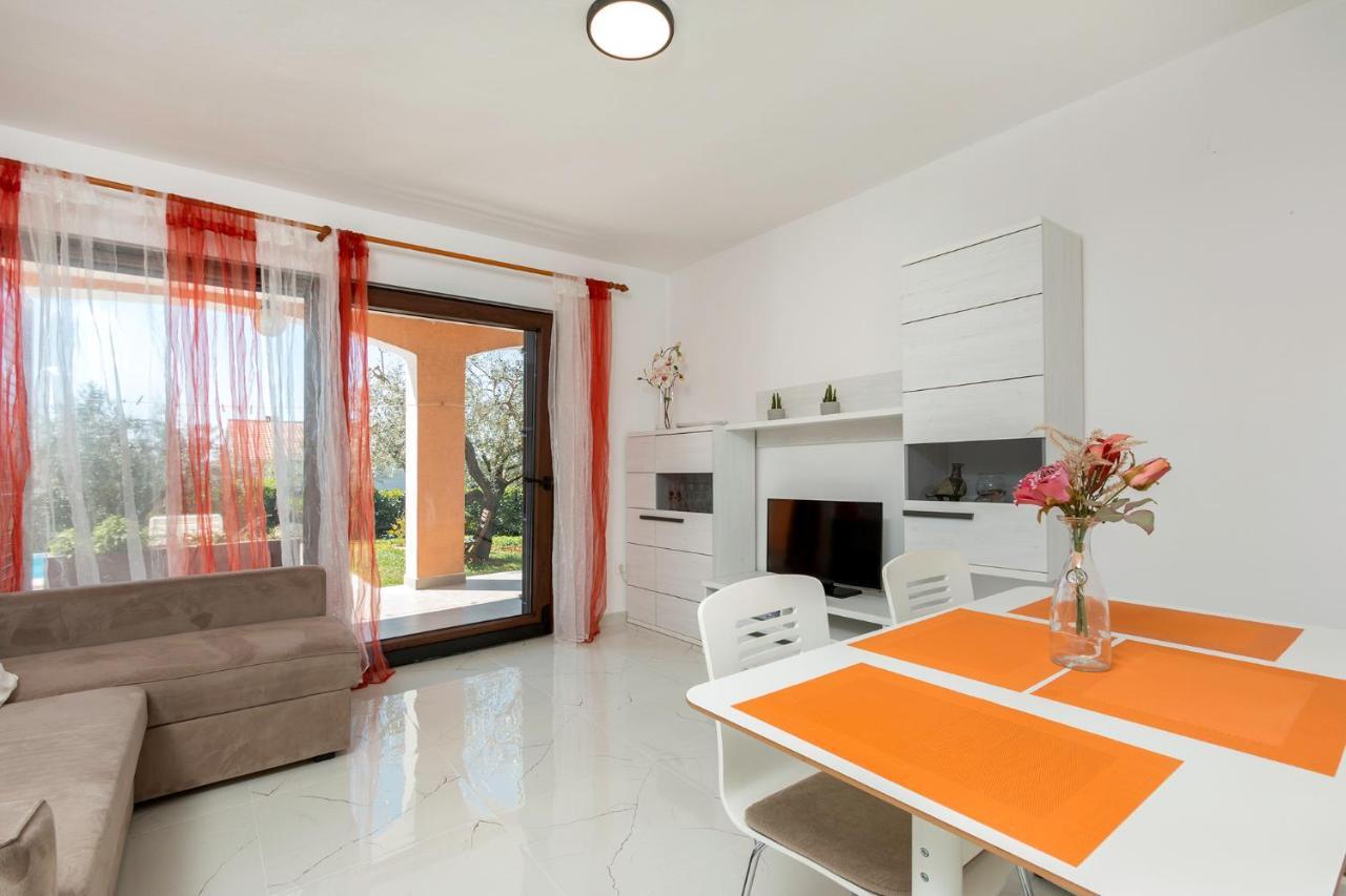 Apartments Mandic Pula Exterior foto